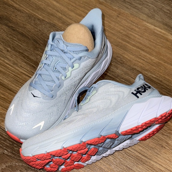 Hoka Arahi 6 Ladies 5.5 NEW wide width - Picture 1 of 7